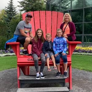 Meet your Posher, Kayla